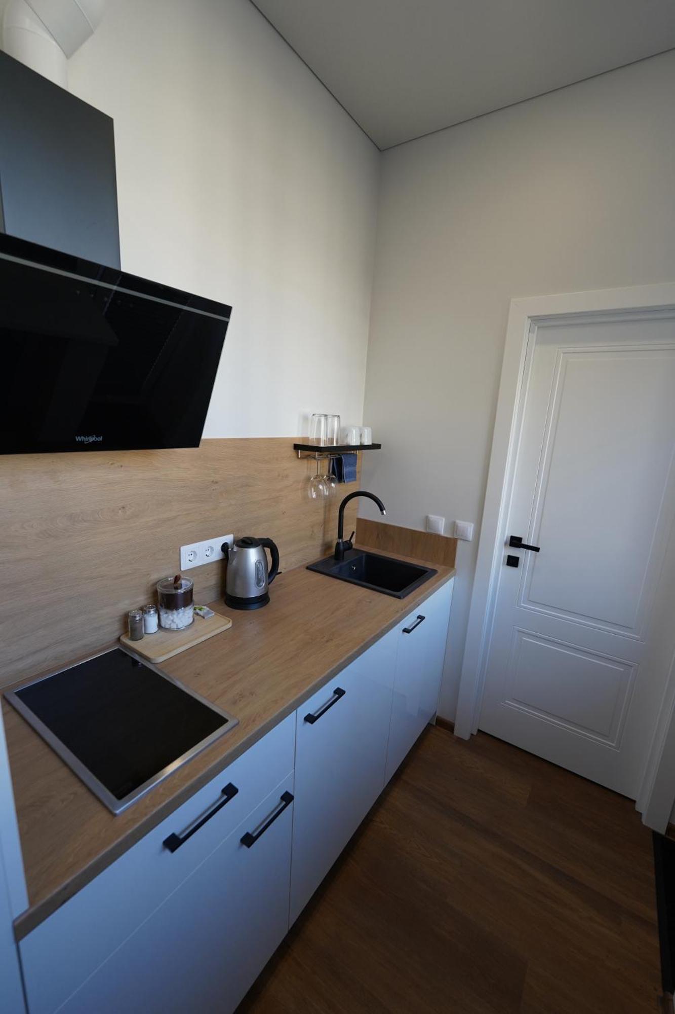 Amber Light Self-Check-In Apartments คอนัส ห้อง รูปภาพ